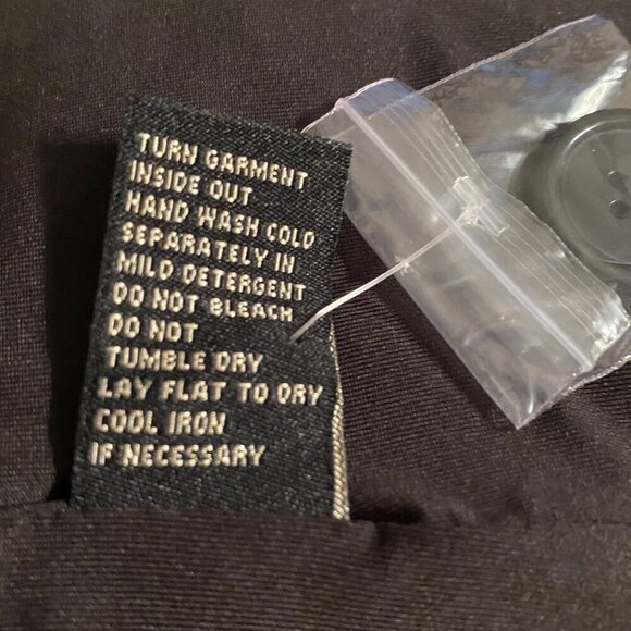 DG2 Diane Gilman Black White Burgundy Plaid Stretch Blazer, NWT, Size M - Picture 9 of 9